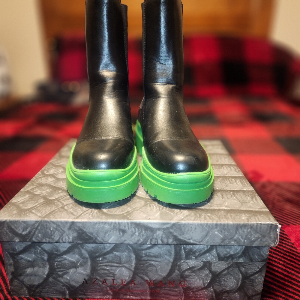 Combat boots Azalea Wang